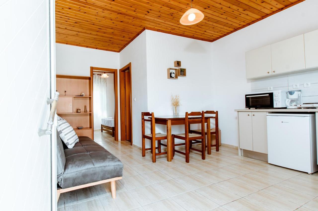 Koulouris Apartments & Studios Kalyves Bagian luar foto
