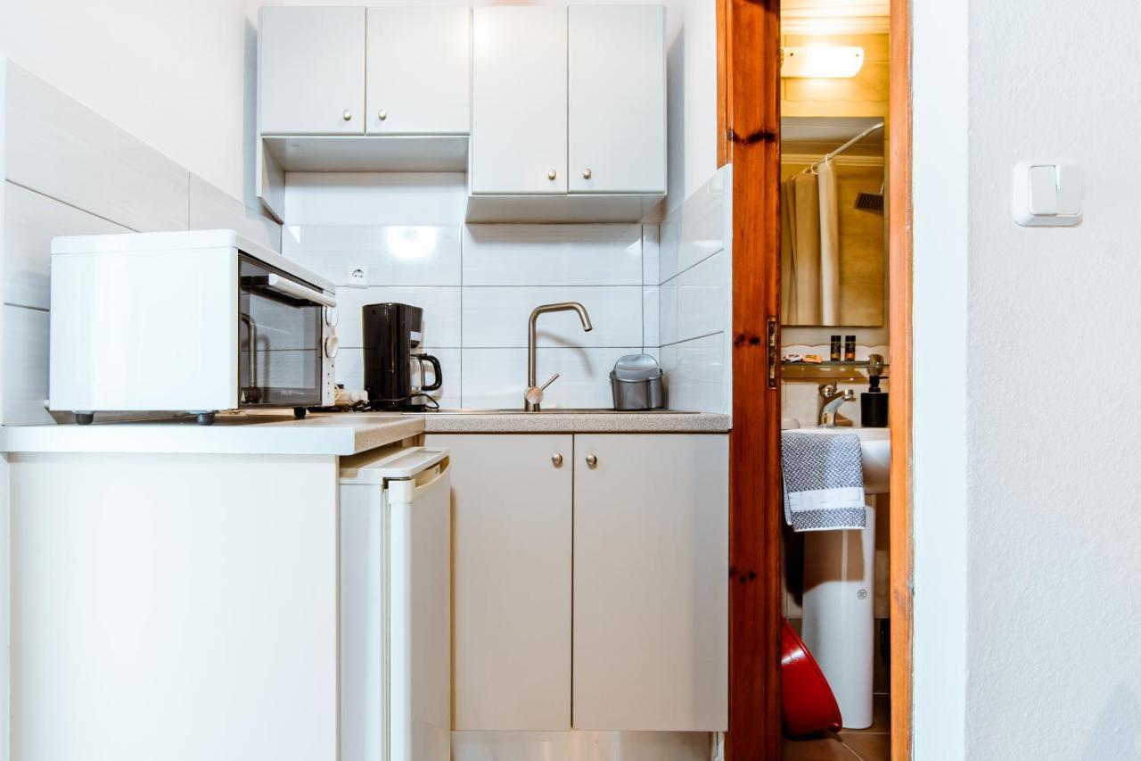 Koulouris Apartments & Studios Kalyves Bagian luar foto