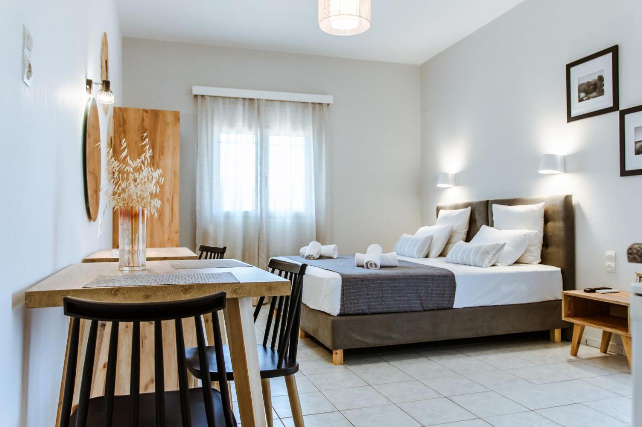 Koulouris Apartments & Studios Kalyves Bagian luar foto