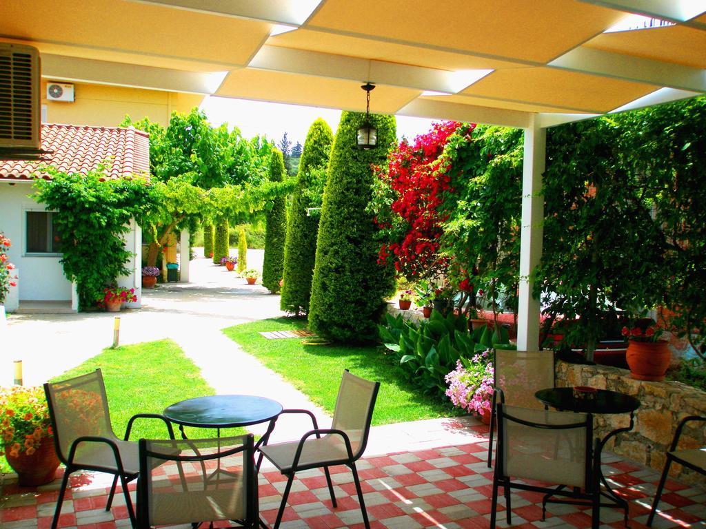 Koulouris Apartments & Studios Kalyves Bagian luar foto
